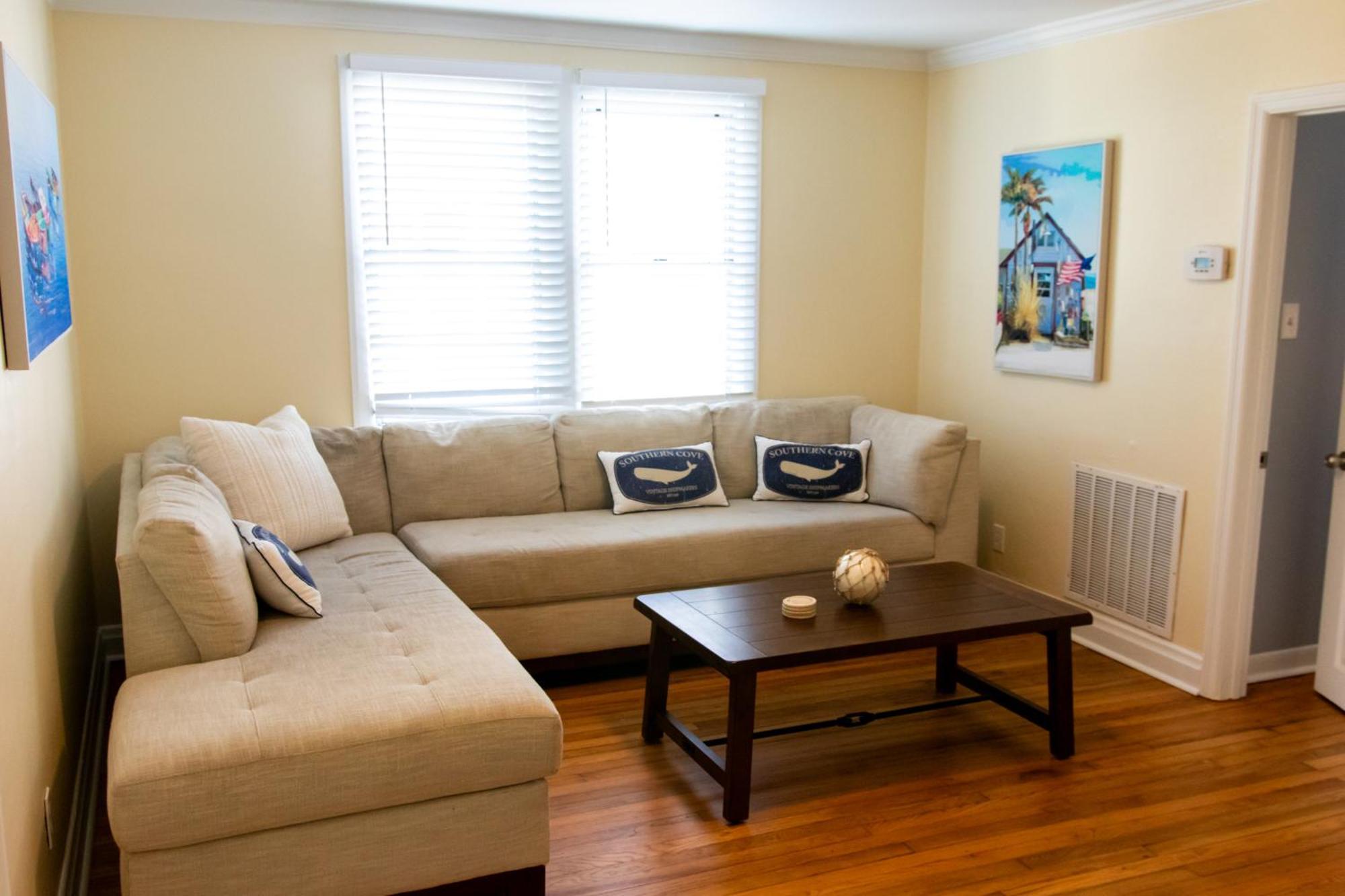 Walk To The Beach! Two Bedroom Unit In The Heart Of Jax Beach Jacksonville Beach Exterior photo